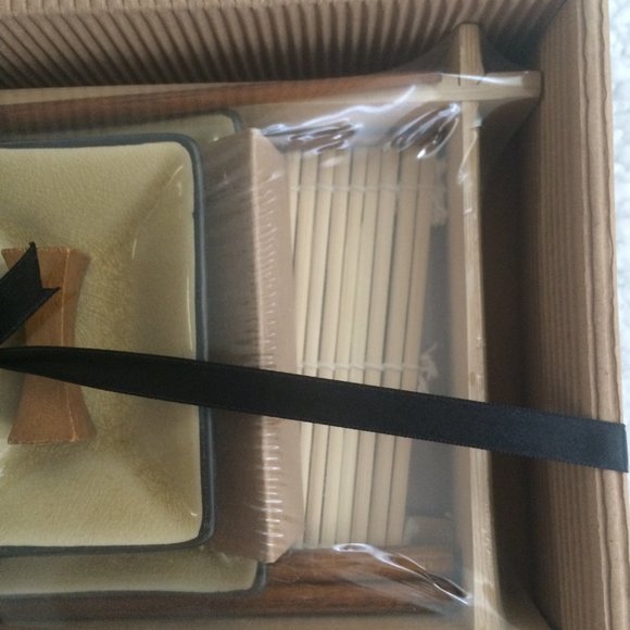 Ceramic and Wood Sushi Kit - Picture 2 of 3